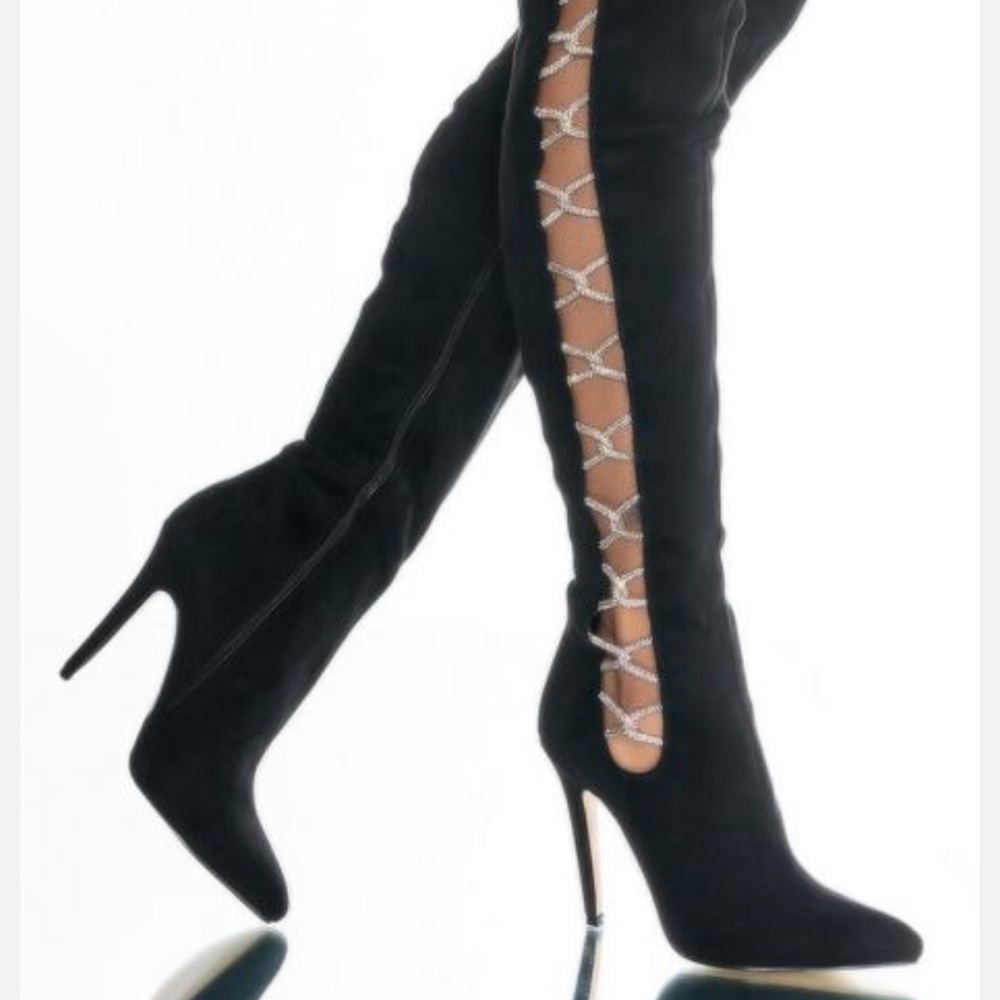 AZALEA WANG DIAMOND EVERYTHING STILETTO BOOT IN BLACK